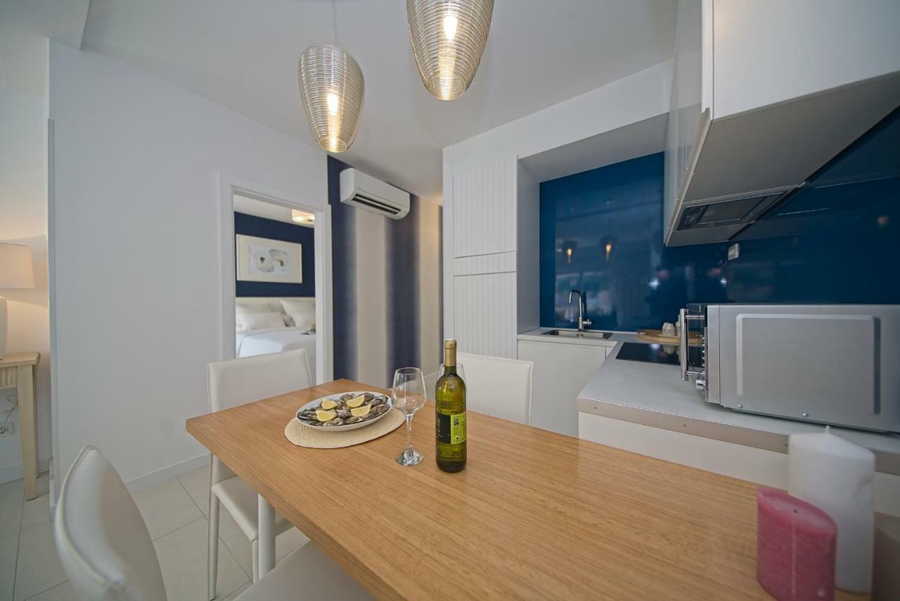 Oyster Paradise Blue Apartment Стон Екстериор снимка