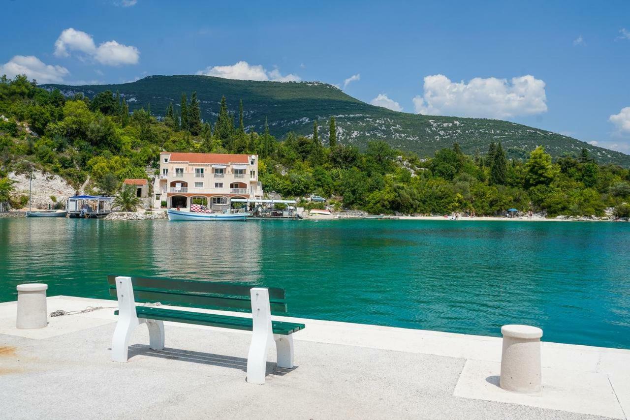 Oyster Paradise Blue Apartment Стон Екстериор снимка
